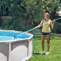 Intex Kit De Limpieza Básico Recoge Hojas, Cepillo Y Cabezal -Intex 98066655 4
